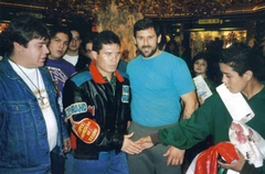 Julio Cesar Chavez & Mark Hall
MGM Grand, Las Vegas